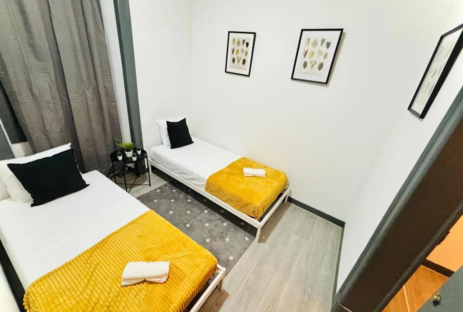 Hostel Bairro Alto, Best Location Of Lisbon