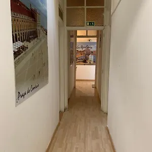  Hostal Place Santa Apolónia